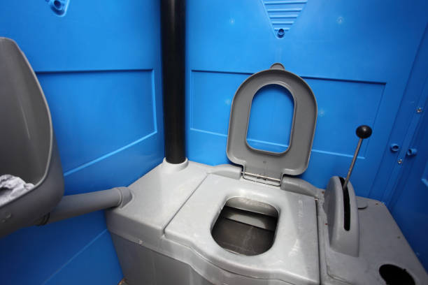 Portable Toilet Options We Offer in Toppers, OK